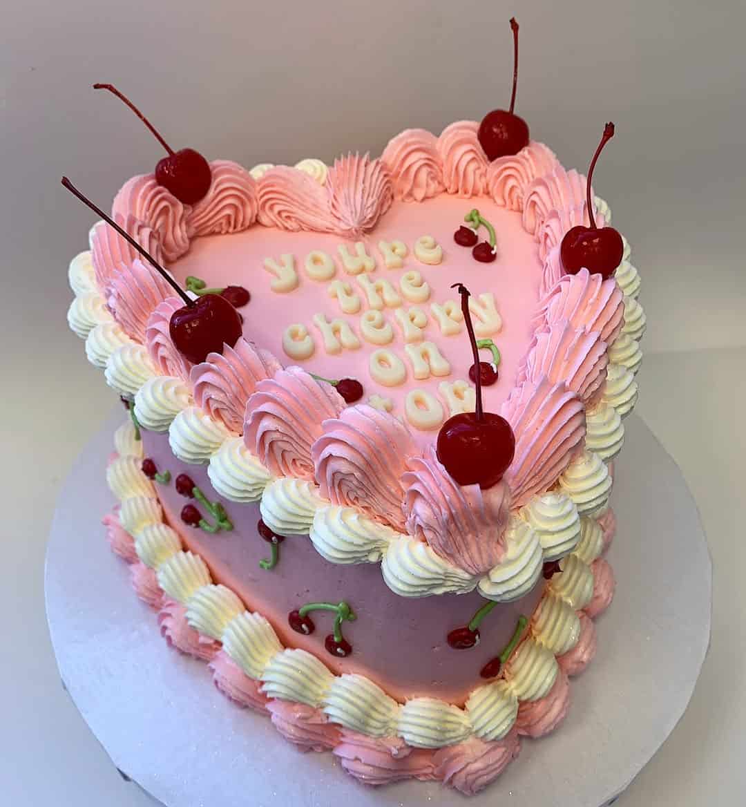 valentine cake 2